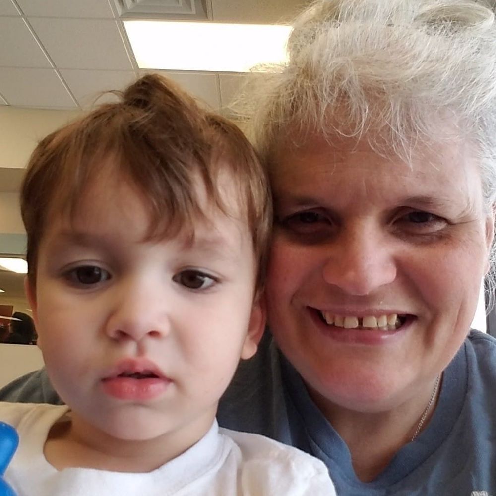 Meet your Posher, Candice